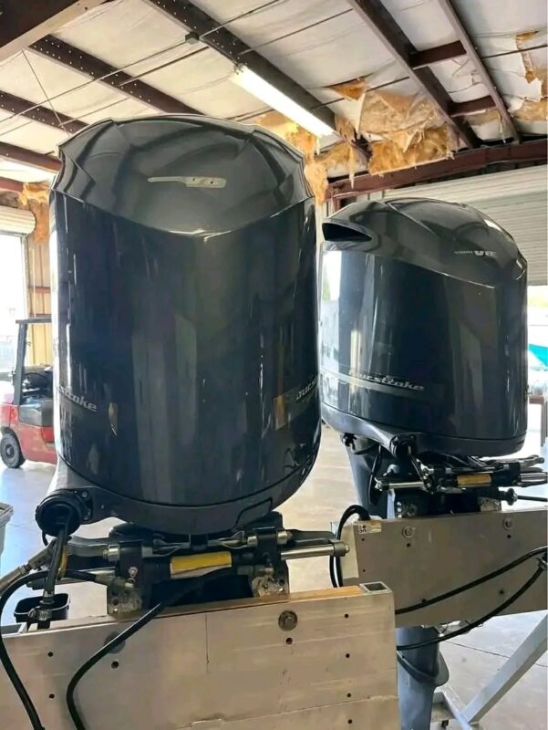 2025 Twin Yamaha F350 V8 350 HP EFI 4-Stroke Outboard Motors – Complete Rigging & Factory Warranty