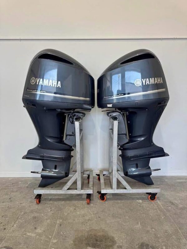 Twin Set of 2011 Yamaha F300 300 HP V6 4-Stroke EFI Outboard Motors – 25" Shaft – Digital Fly-By-Wire