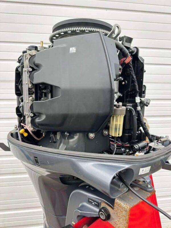 2021 Yamaha F150XB 150 HP 4-Stroke EFI 25" Shaft Outboard Motor