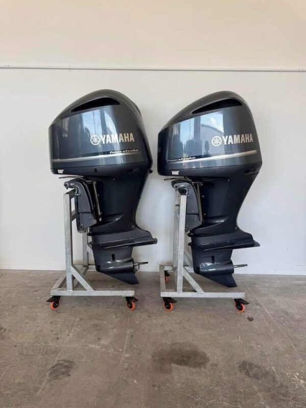 Twin Set of 2011 Yamaha F300 300 HP V6 4-Stroke EFI Outboard Motors – 25" Shaft – Digital Fly-By-Wire