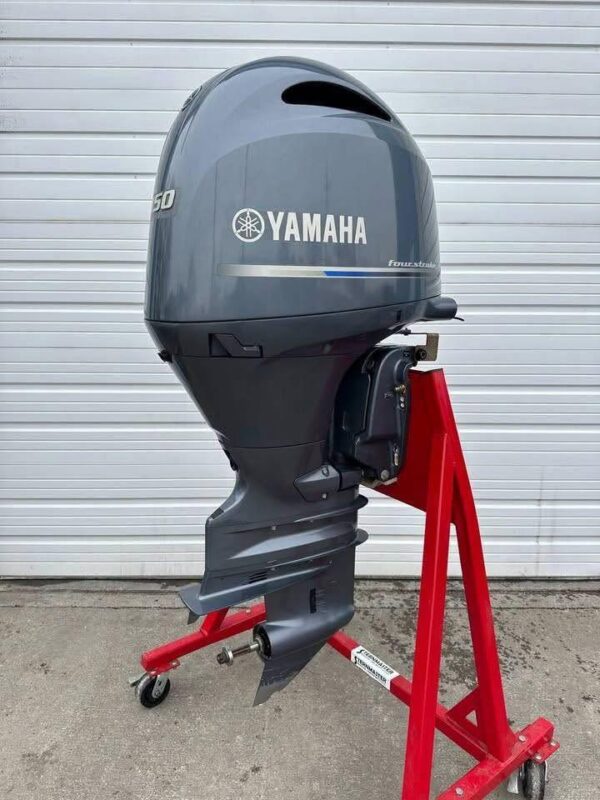 2021 Yamaha F150XB 150 HP 4-Stroke EFI 25" Shaft Outboard Motor