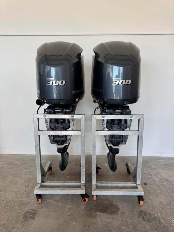 Twin Set of 2011 Yamaha F300 300 HP V6 4-Stroke EFI Outboard Motors – 25" Shaft – Digital Fly-By-Wire