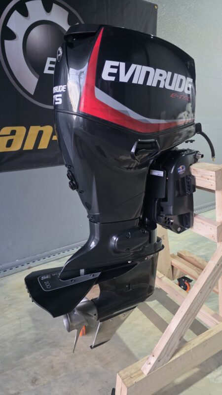 2014 Evinrude E-TEC 75 HP 2-Stroke DFI Outboard Motor – 20" Shaft – 380 Hours – Complete Rigging Included