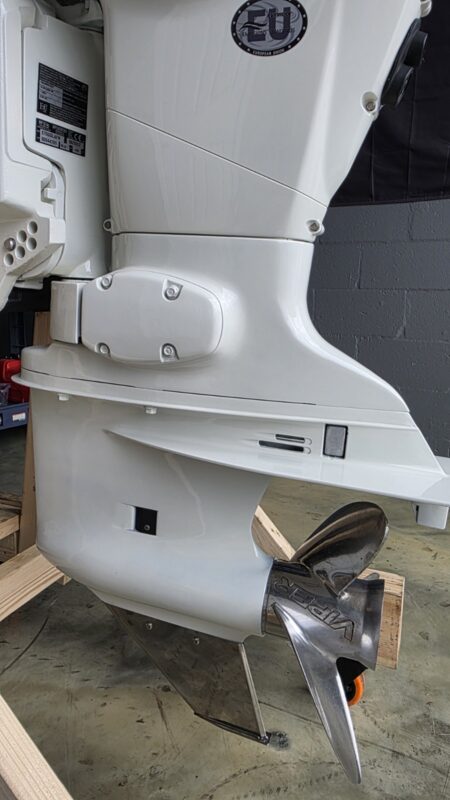 2017 Evinrude E-TEC 75 HP 2-Stroke DFI Outboard Motor – 20" Shaft – Only 87 Hours – Complete Rigging Included