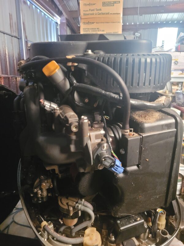 Used Pair of Honda 130 HP 4-Stroke Outboard Motors – Twin Engine Package – 24″ Shaft