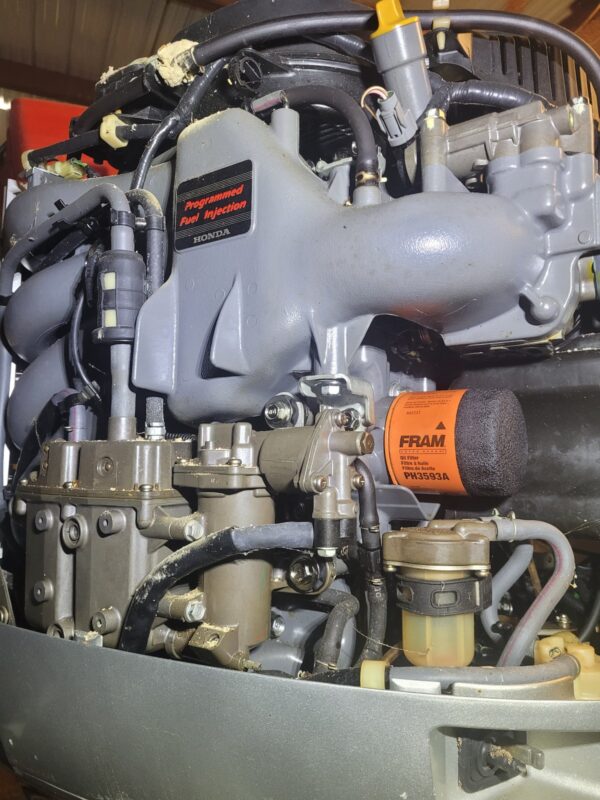 Used Pair of Honda 130 HP 4-Stroke Outboard Motors – Twin Engine Package – 24″ Shaft