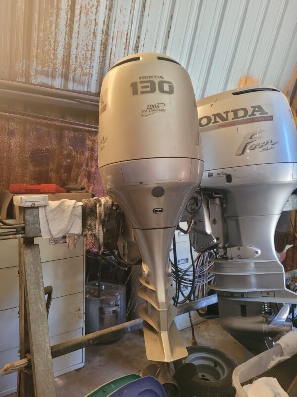 Used Pair of Honda 130 HP 4-Stroke Outboard Motors – Twin Engine Package – 24″ Shaft