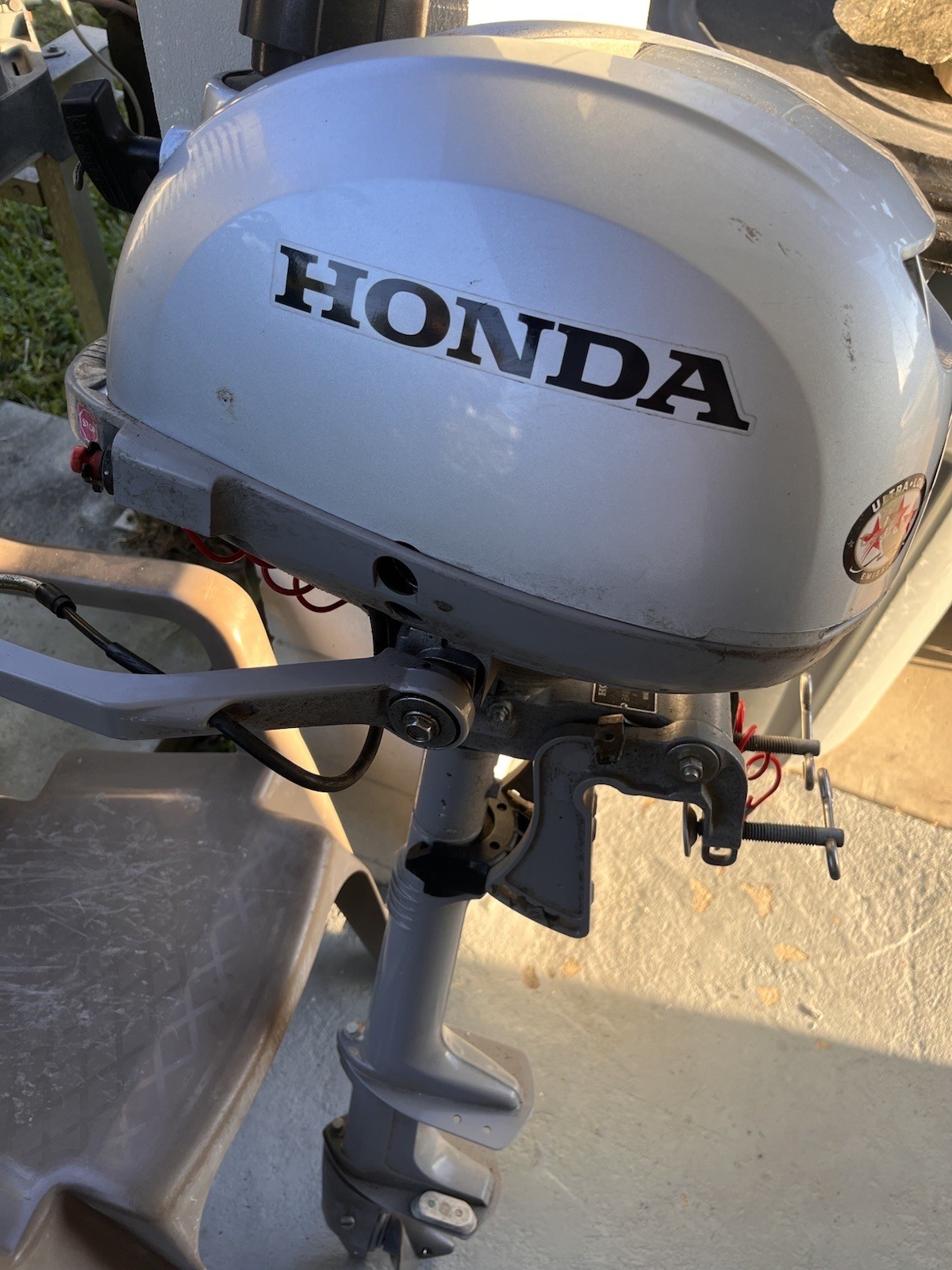Honda 2.3 HP 15" 4-Stroke Portable Outboard Motor (S-Type / BF2.3DHSCH)