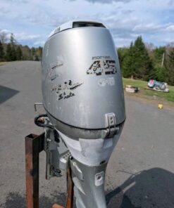 Honda 45 HP 4 Stroke Outboard Motor 20