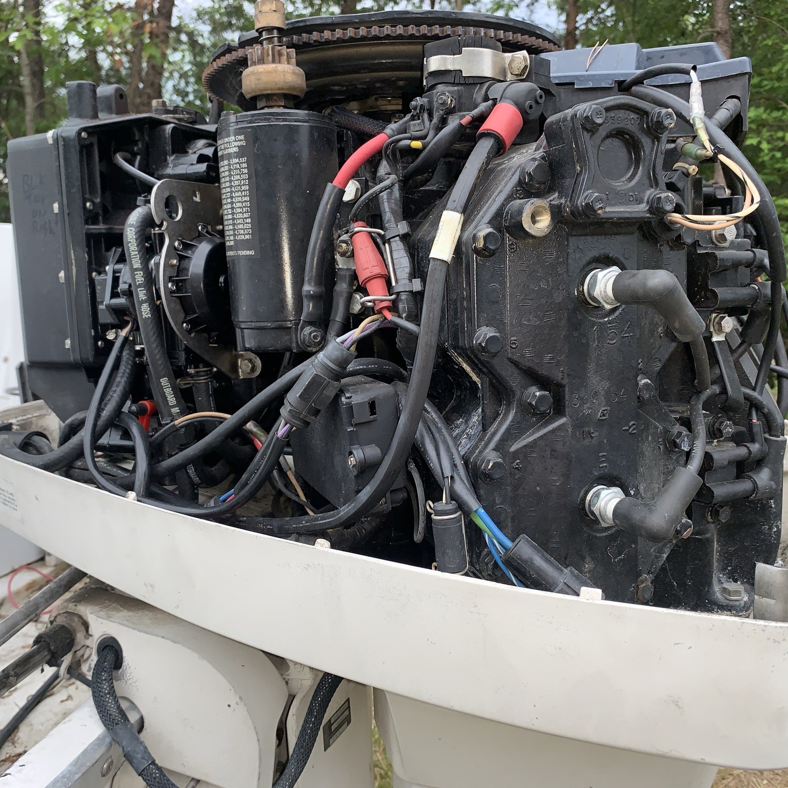 Johnson Ocean runner 140 hp outboard 1993 runs great stainless steel prop