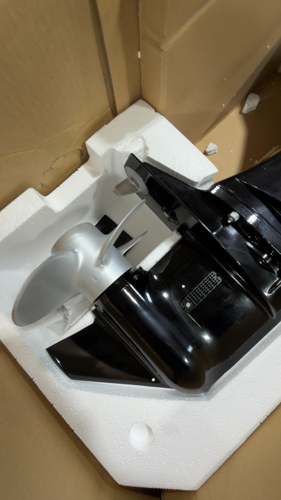 MERCURY 9.9ELHPT CT 9.9HP Outboard Motor 20 inch shaft command thrust new in box