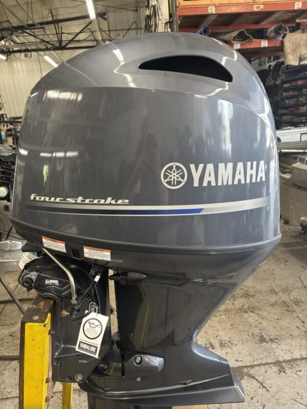 New 2025 Yamaha 115 HP EFI 4-Stroke 20″ (L) Long Shaft Outboard Motor