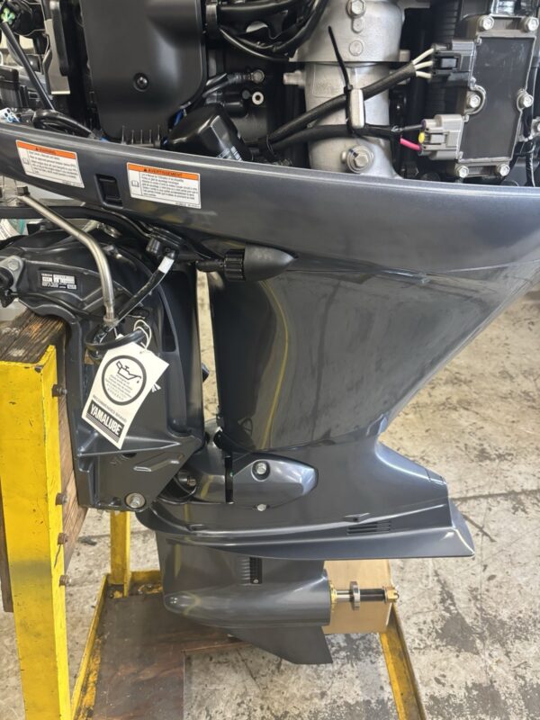 New 2025 Yamaha 115 HP EFI 4-Stroke 20″ (L) Long Shaft Outboard Motor