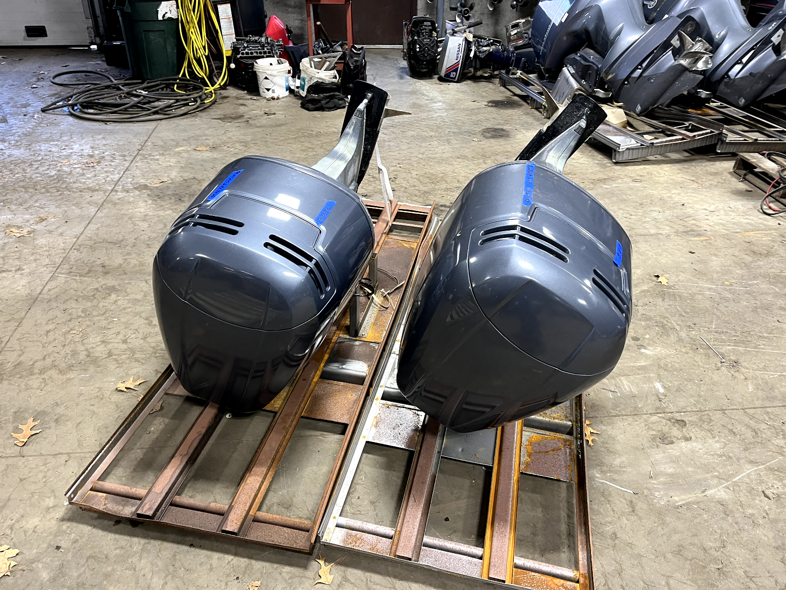 Pair 1999 Yamaha 150 hp Carbureted 2-Stroke 25" Dual Twin Outboard Motors V6