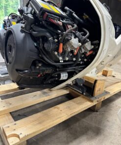 Pair 2005 Evinrude 225 hp ETEC 2-Stroke 25