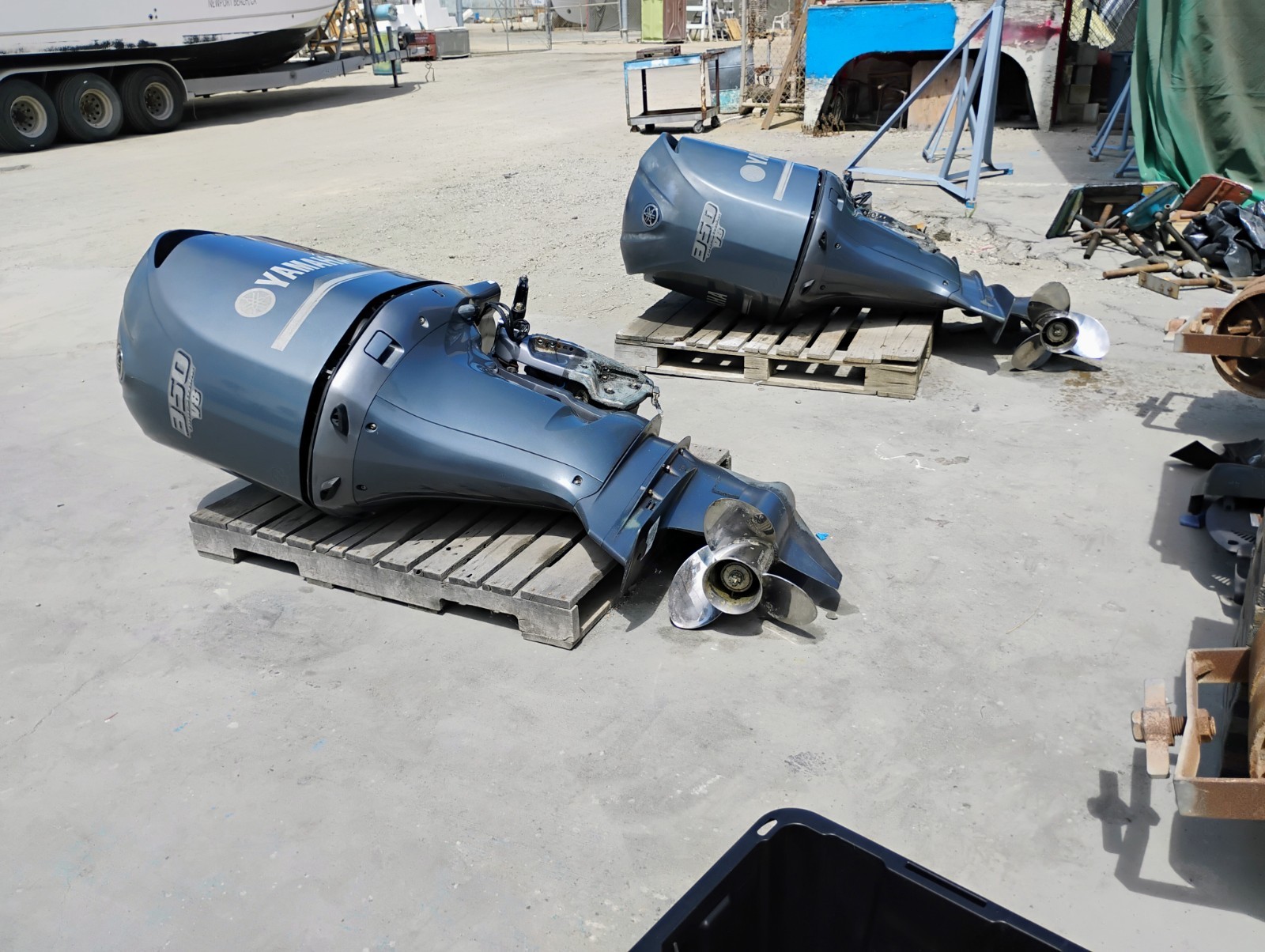 Used Pair Yamaha 350HP V8 Four Stroke Outboard Motors – 25 Inch Shaft – Low 300 Hours - Image 6