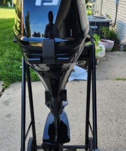 Suzuki 15 HP Four Stroke Outboard Motor - Model DF15AS5 15