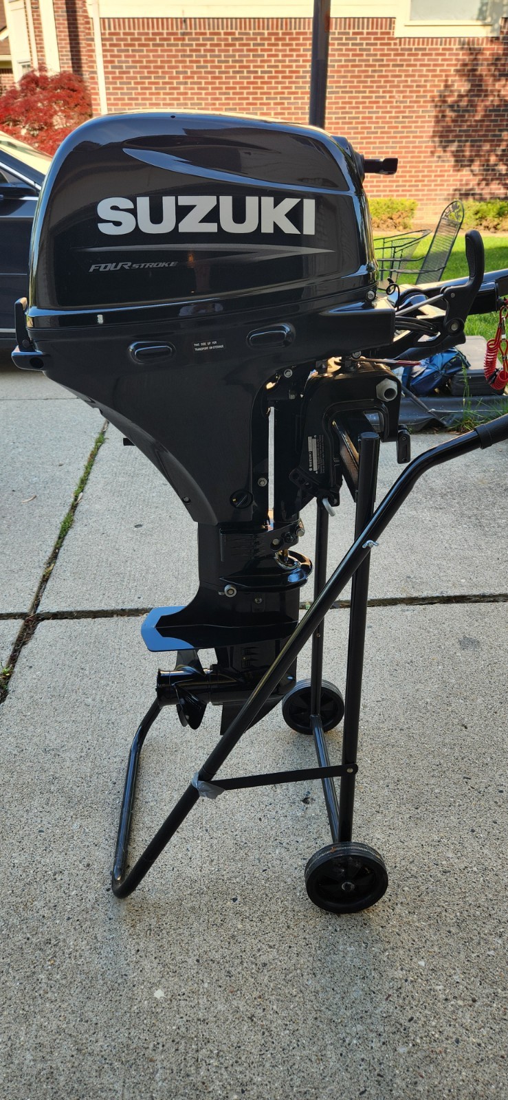 Suzuki 15 HP Four Stroke Outboard Motor - Model DF15AS5 15" Short Shaft