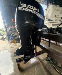 Suzuki DF115 FourStroke EFI Outboard Motor – 25" Shaft – 178 Hours – Freshwater