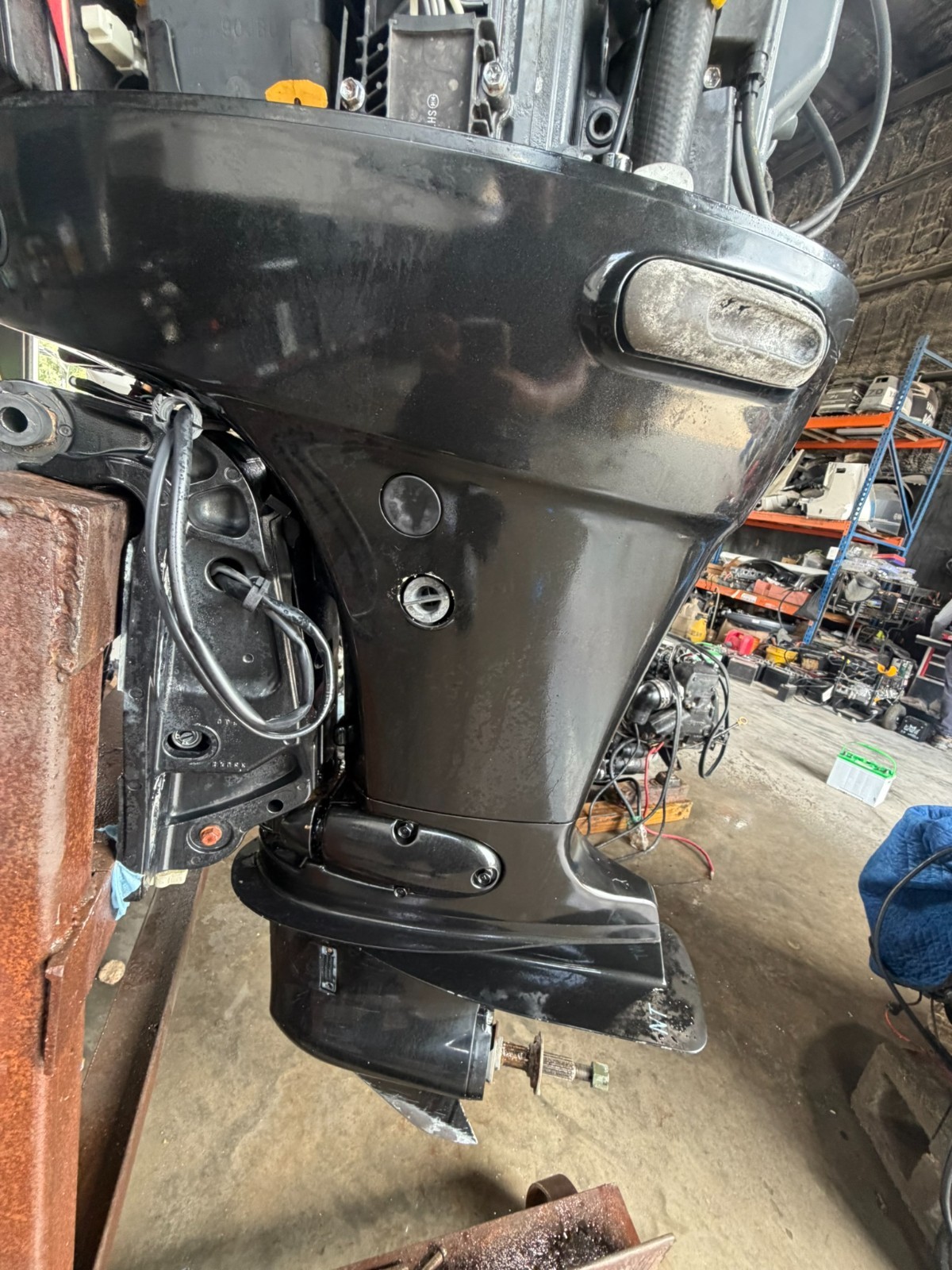 Suzuki DF115 FourStroke EFI Outboard Motor – 25" Shaft – 178 Hours – Freshwater