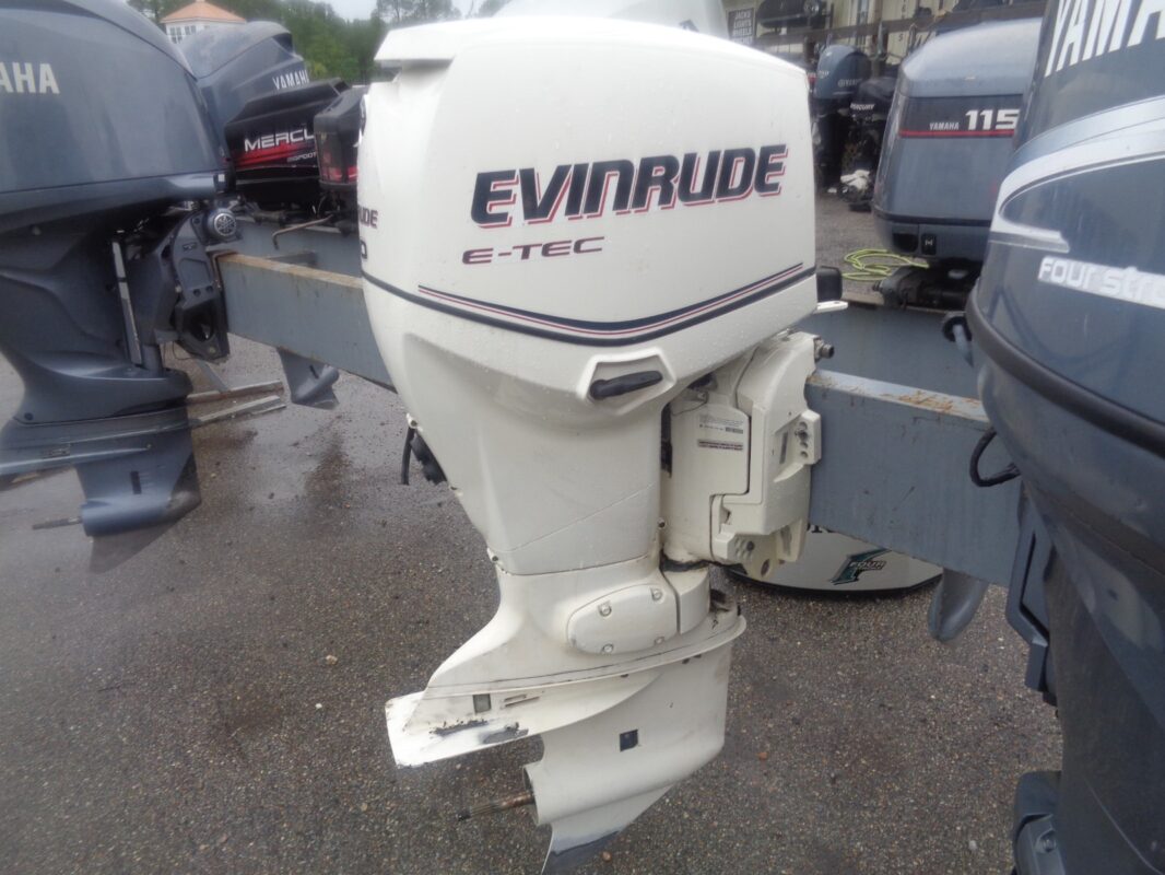 2013 Evinrude E-TEC 90HP 2-Stroke EFI Outboard Motor – 20" Shaft – Ready to Mount & Run
