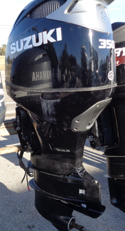 Used 2020 Suzuki DF350A 350 HP V6 4-Stroke Digital Shift Outboard Motor – 30″ (XXL)
