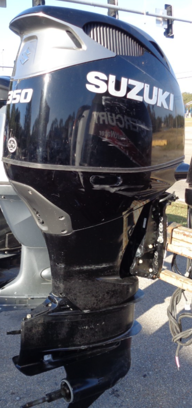 Used 2020 Suzuki DF350A 350 HP V6 4-Stroke Digital Shift Outboard Motor – 30″ (XXL)