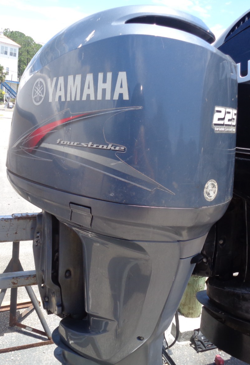 USED YAMAHA 2004 225HP 25" 4 FOUR STROKE OUTBOARD BOAT MOTOR f225 ENGINE