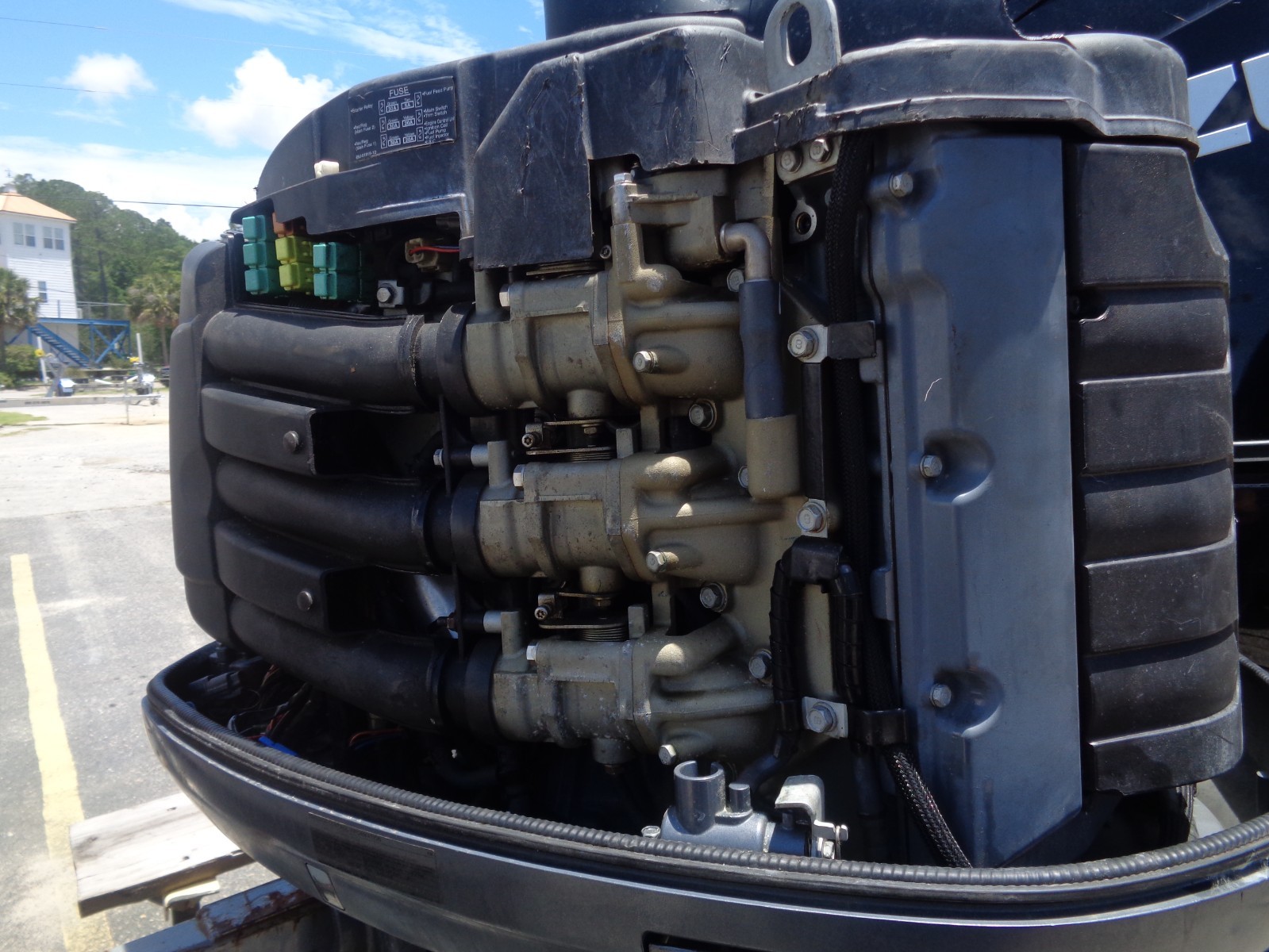 USED YAMAHA 2004 225HP 25" 4 FOUR STROKE OUTBOARD BOAT MOTOR f225 ENGINE