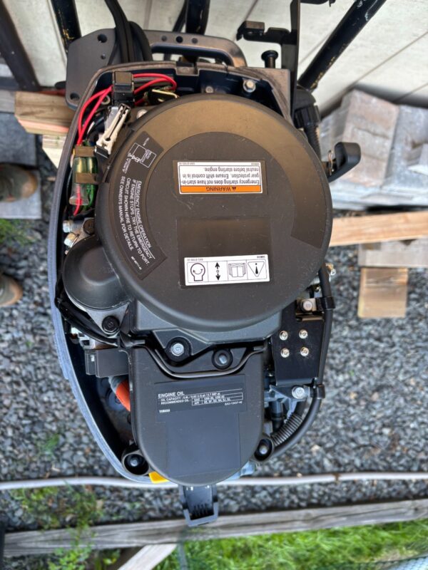 New Condition 2011 Yamaha 9.9 HP 4-Stroke Outboard Motor – 20″ (L) Shaft – Never Used