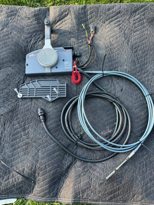 New Condition 2011 Yamaha 9.9 HP 4-Stroke Outboard Motor – 20″ (L) Shaft – Never Used