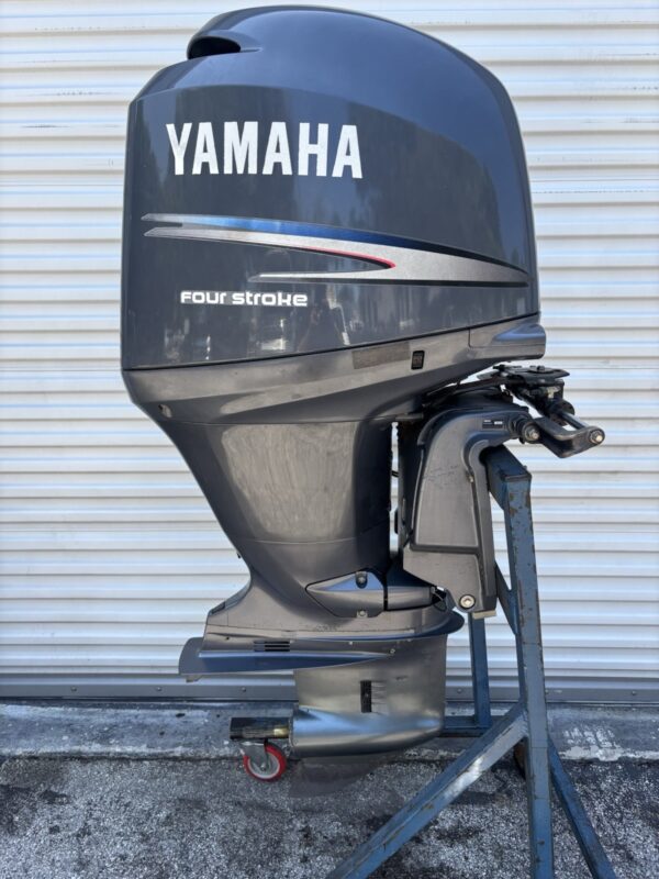 2008 Yamaha F150TLR 150 HP 4-Stroke EFI Outboard Motor – 20" Shaft – 873 Hours – Complete Rigging Included
