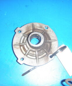 YAMAHA S200 TX RX 1999 OUTBOARD MOTOR CRANK END CAP GOOD USED