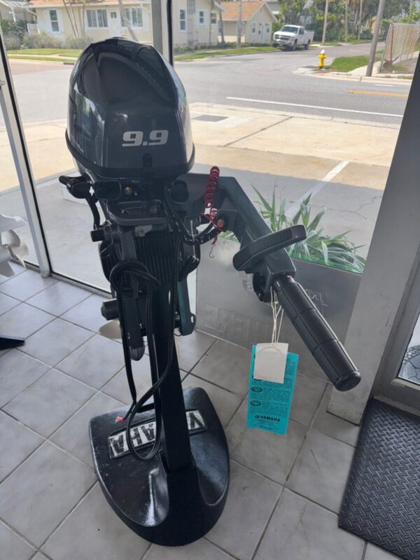 New Yamaha T9.9XPHB 9.9 HP High Thrust 4-Stroke Electric Start Power Tilt 25″ (X) Outboard Motor