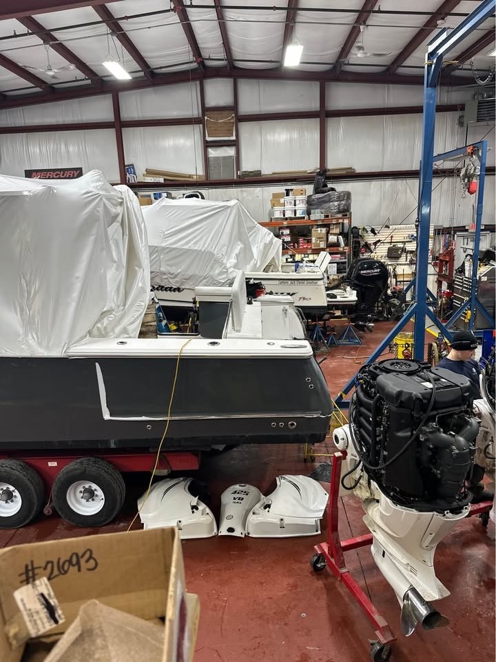 Yamaha XTO 425 HP 5.6L V8 Outboard Engines 25" Shaft, 955 hours