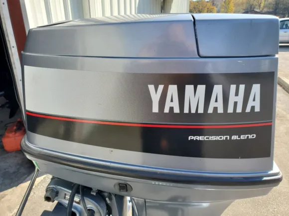 Used 1989 Yamaha 90 HP 3-Cylinder Carbureted 2-Stroke 20″ (L) Outboard Motor