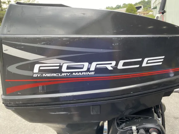 Used 1995 Mercury/Force 40HP 2-Cylinder Carbureted 2-Stroke Outboard Motor – 20" Long Shaft – Electric Start – Freshwater