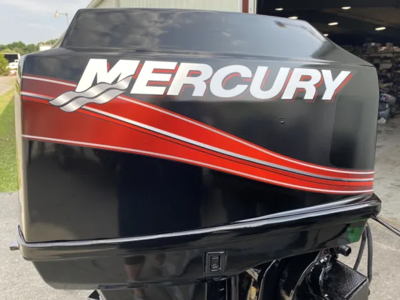1997 Mercury 60 HP 3-Cylinder Carbureted 2-Stroke 20″ (L) Outboard Motor – Electric Start – Power Trim & Tilt – Freshwater