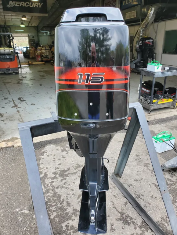 Used 1999 Mercury 115 HP 4-Cylinder Carbureted 2-Stroke 20" (L) Outboard Motor