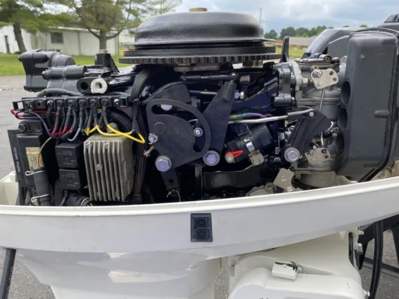 Used 2003 Johnson 50HP 2-Cylinder Carbureted 2-Stroke Outboard Motor – 20" Long Shaft – Electric Start – Freshwater