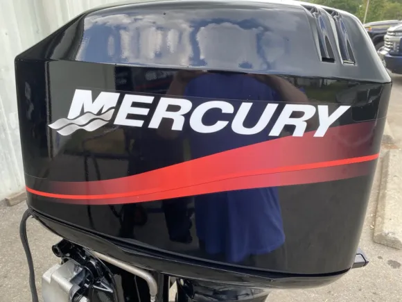 Used 2001 Mercury 50 HP 3-Cylinder Carbureted 2-Stroke 20" (L) Outboard Motor