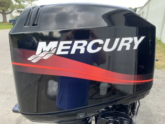 Used 2001 Mercury 50 HP 3-Cylinder Carbureted 2-Stroke 20" (L) Outboard Motor
