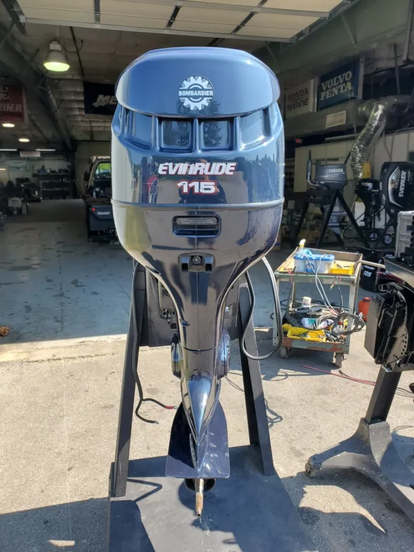 Used 2002 Evinrude 115HP DFI 4-Cylinder 2-Stroke Outboard Motor – 20" Long Shaft – 680 Hours