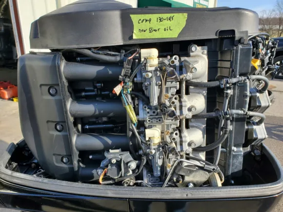 Used 2002 Mercury 90 HP 4-Cylinder Carbureted 4-Stroke 20" (L) Outboard Motor