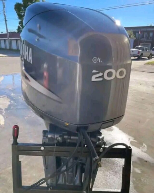 2002 Yamaha 200 HP HPDI Direct Injected 2-Stroke Outboard – Premium Condition, Fully Serviced & Ready to Install - 475 hrs