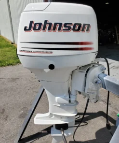 Used 2003 Johnson 50HP 3-Cylinder EFI 4-Stroke Outboard Motor – 20″ Long Shaft – 361 Hours – Electric Start