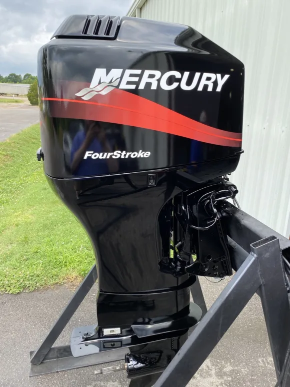 Used 2005 Mercury 90 HP 4-Cylinder Carbureted 4-Stroke 25" (X) Outboard Motor