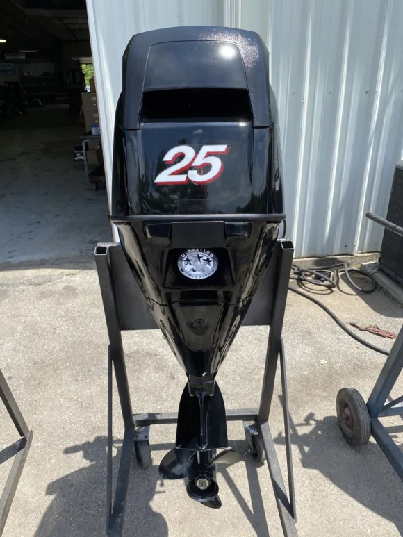 2006 Mercury 25 HP 3-Cylinder EFI 4-Stroke 15" (Short Shaft) Tiller Outboard Motor – Model F25EH