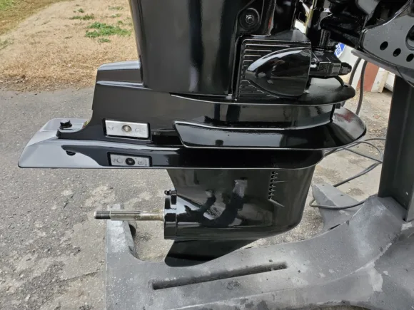 Used 2006 Mercury Optimax 90 HP 3-Cylinder DFI 2-Stroke 20" (L) Outboard Motor
