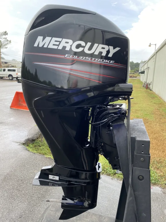 Used 2007 Mercury 60 HP 4-Cylinder EFI 4-Stroke 20" (L) Outboard Motor